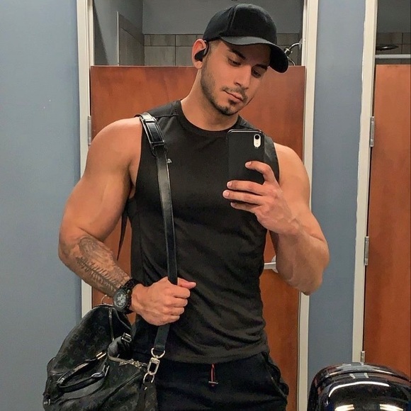 Meet your Posher, Michael - Picture 4 of 10